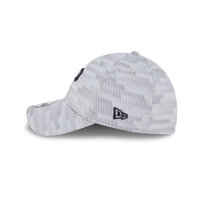 Pittsburgh Pirates 2025 Clubhouse Gray 39THIRTY Stretch Fit