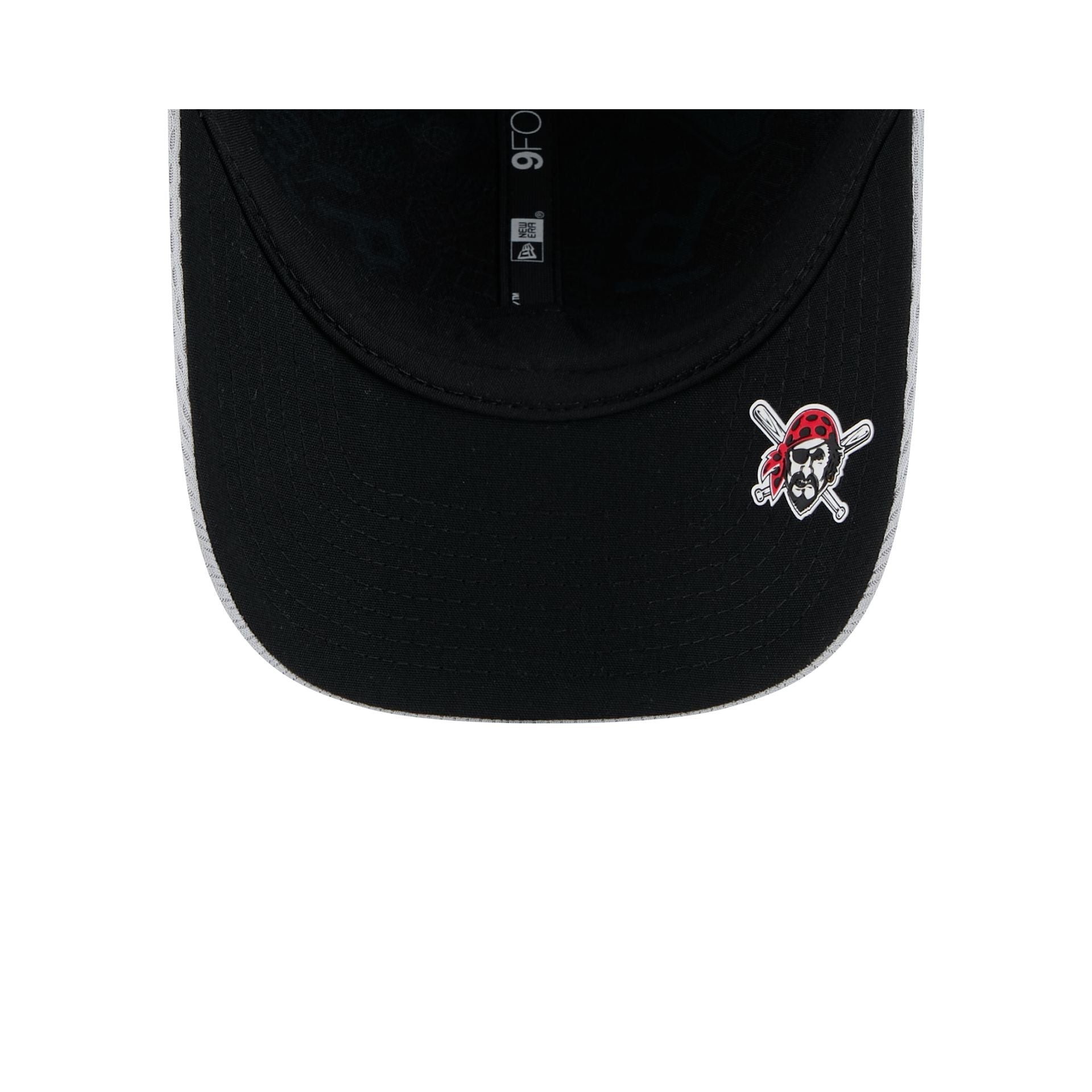 Pittsburgh Pirates 2025 Clubhouse Gray 9FORTY M-Crown Snapback Hat